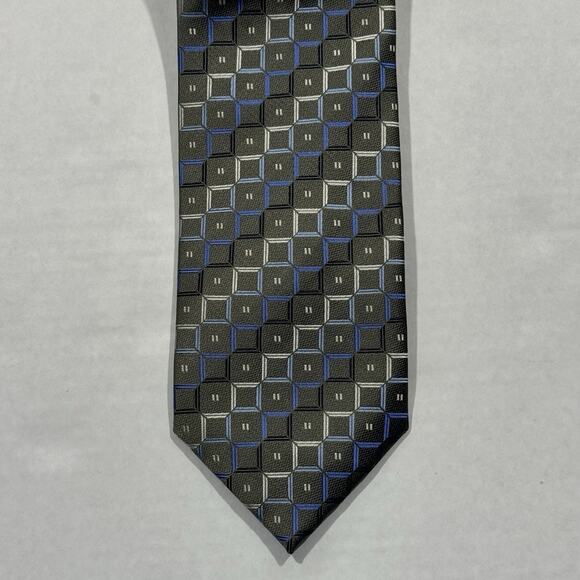 NWT Roberto Villini Men's Necktie Silk Geometric Squares 4" x 66" Long Tie USA - Picture 4 of 10